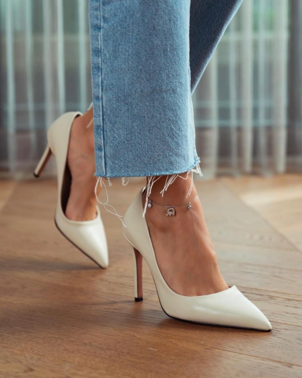 SALOME IVORY