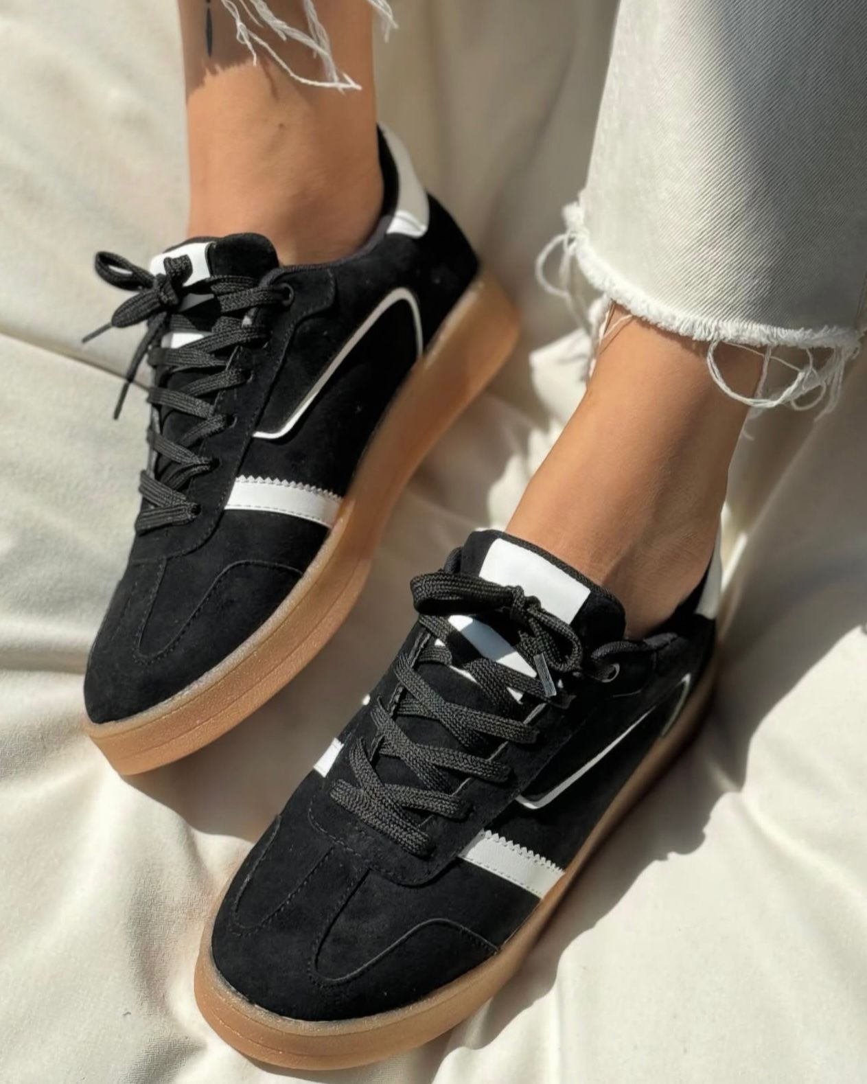 ZÜRIK BLACK