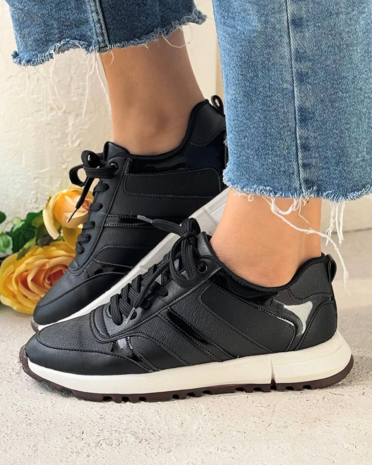 NYSSARA BLACK